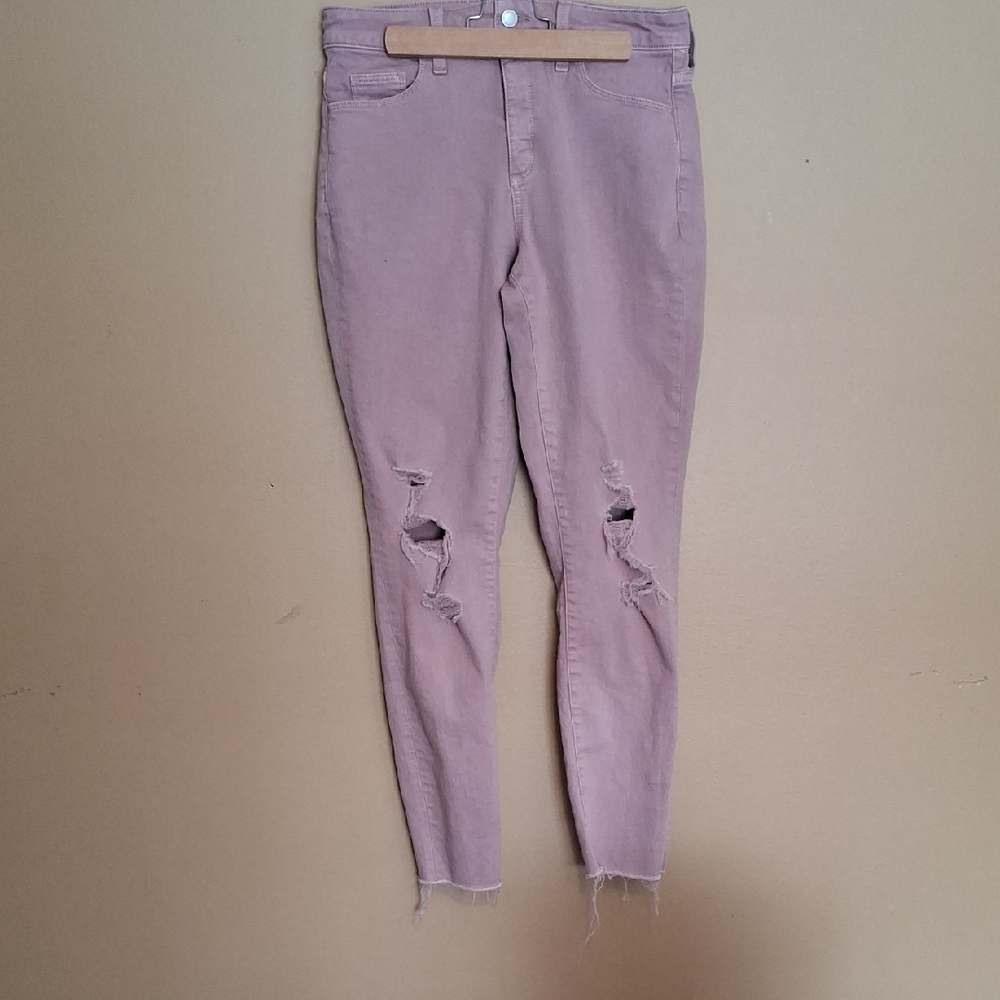Women's Mauve Distressed Skinny Jeans